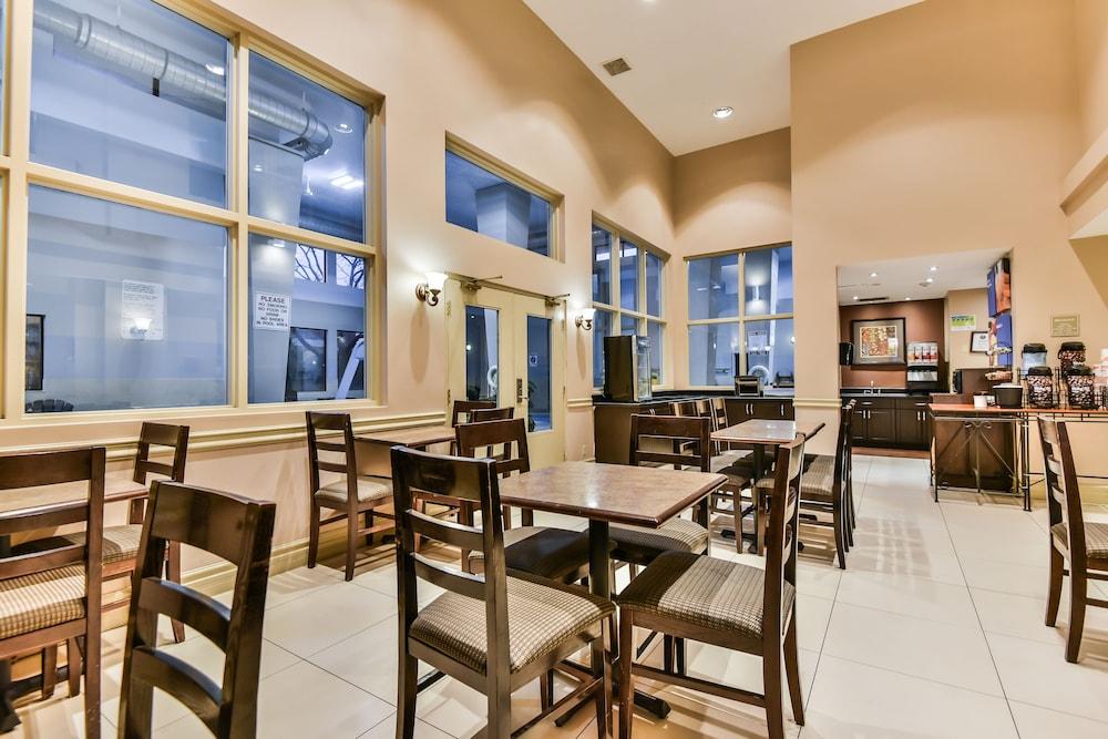 Comfort Inn & Suites Ambassador Bridge Windsor Eksteriør billede