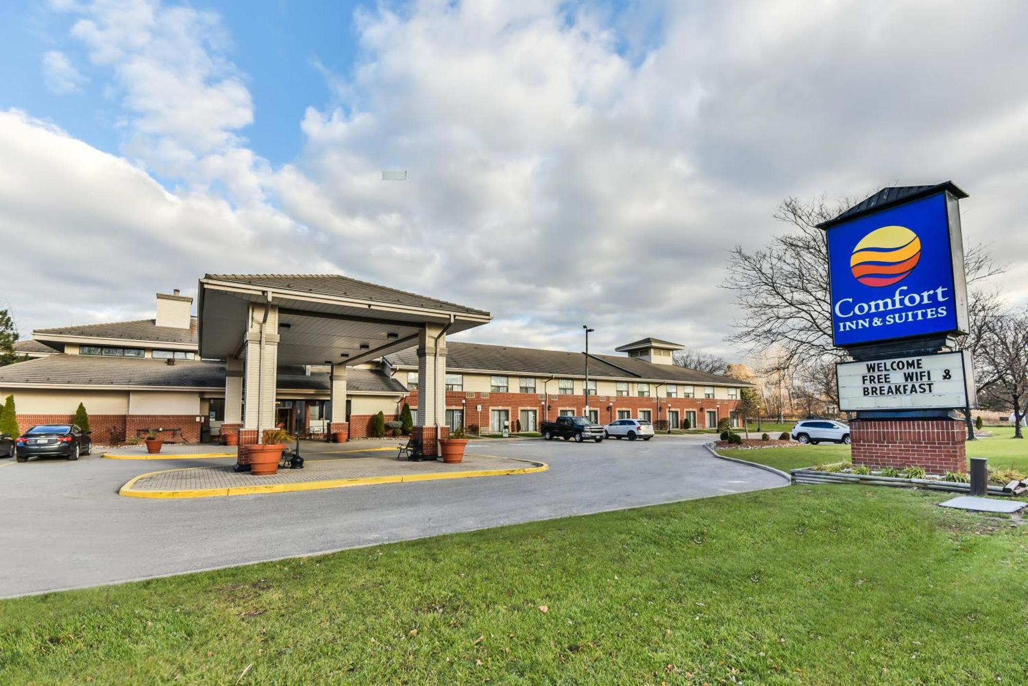 Comfort Inn & Suites Ambassador Bridge Windsor Eksteriør billede