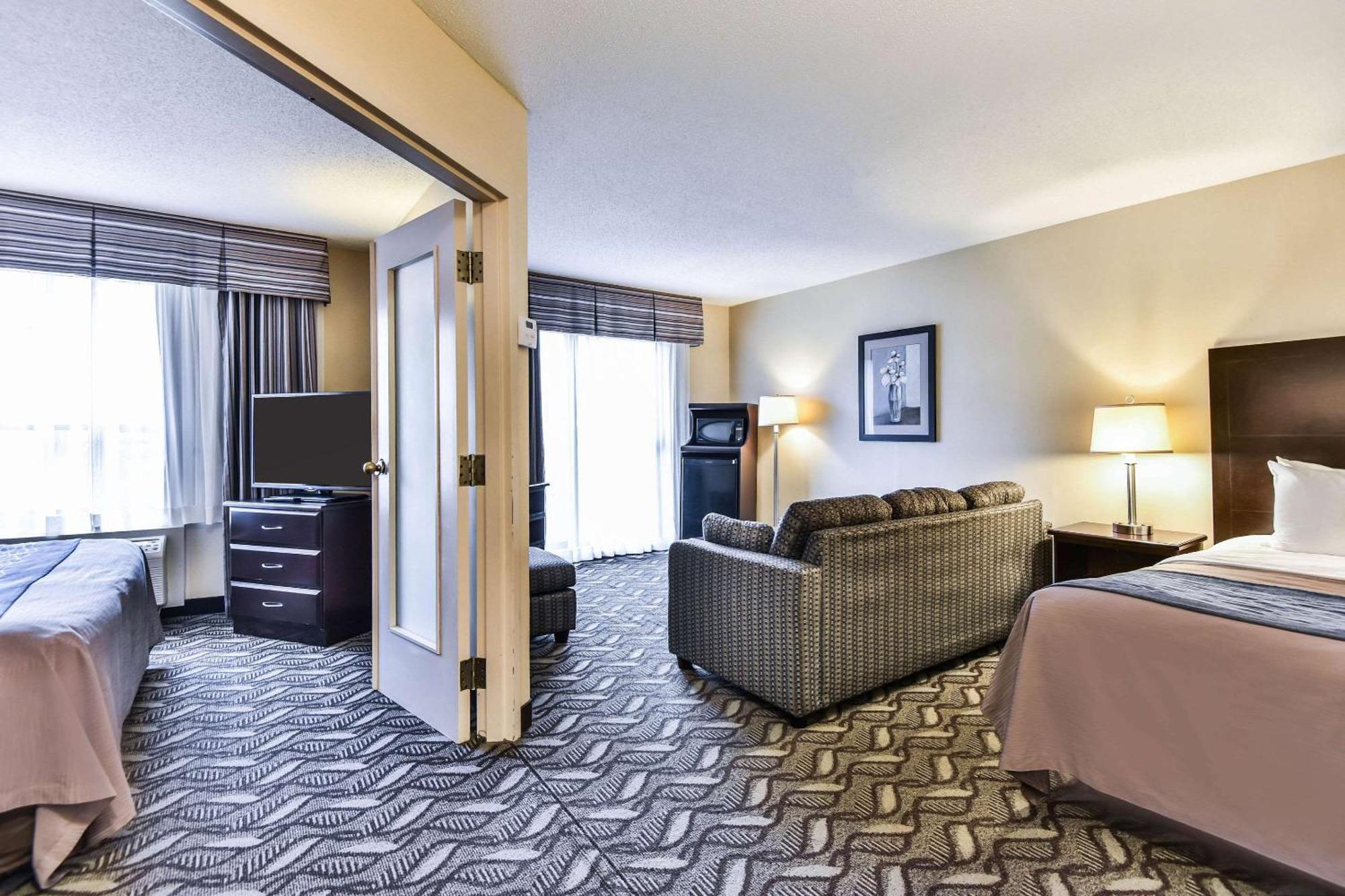 Comfort Inn & Suites Ambassador Bridge Windsor Eksteriør billede